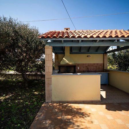 Villa Diana Tavronitis  Luaran gambar